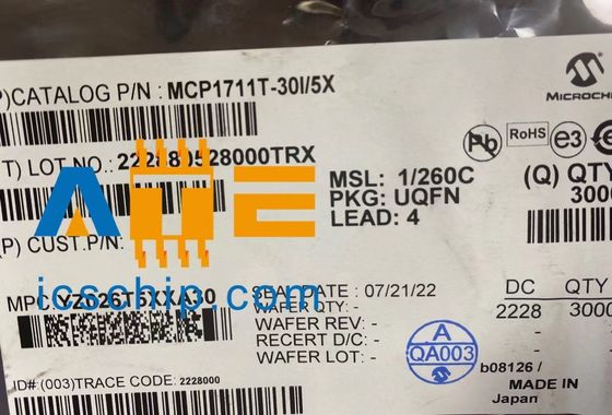 IC de régulateur LDO de micropuce MCP1711 MCP1711T-30I/5X, IC de régulateur linéaire d'UQFN